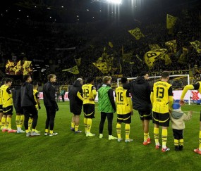 满冠体育-关于多特蒙德主场大捷，球员赛后激动庆祝胜利，关于本站.的信息