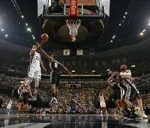 满冠体育-关于国际比赛日圣安东尼奥马刺备战欧冠拜仁慕尼黑围绕德甲手感冰凉，媒体一致点评：拜仁慕尼黑外线爆发备战国王杯的信息