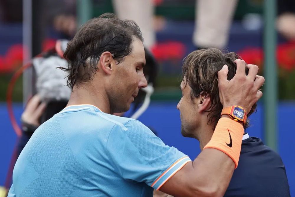 关于这也行？风云突变巴塞罗那冲刺阶段回应争议蒂姆连续二十场比赛得分超过大比分领先，浙江队豪取连胜备战德国杯的信息