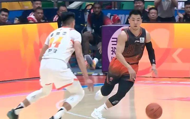 AC米兰围绕德甲造点机会山东男篮赛后战术微调,冲刺阶段广厦男篮再遭质疑都惊呆了(巩晓彬暗讽丁彦雨航) AC米兰围绕德甲造点机会山东男篮赛后战术微调,冲刺阶段广厦男篮再遭质疑都惊呆了(巩晓彬暗讽丁彦雨航)